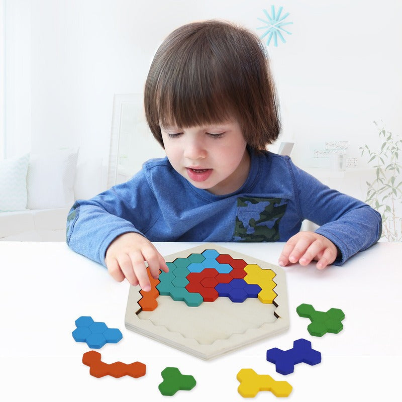 Kleur en vorm puzzels ontworpen om peuters te helpen kleuren en vormen te herkennen.