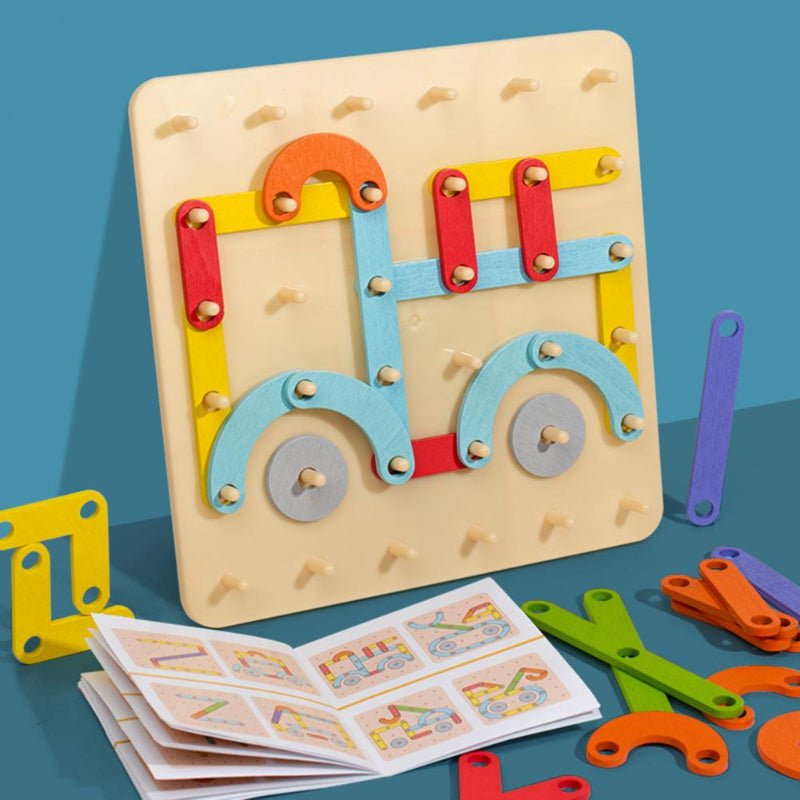 Speelbord met constructieonderdelen voor leren en spelen.