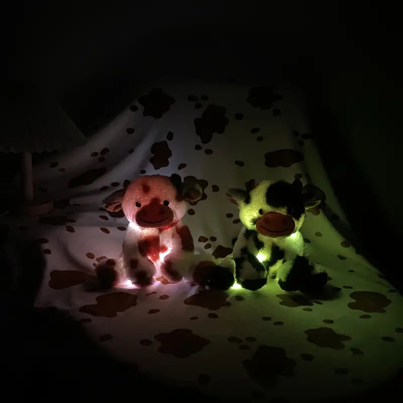 LumiCow - Knuffel Koe Met LED Verlichting, ideaal voor gezellige momenten en nachtelijke geruststelling.