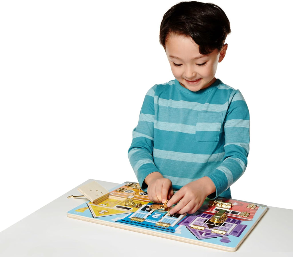 Felix - Educatief Speelbord Met Sloten Voor Kinderen, ontworpen voor leerzaam en veilig spelen.