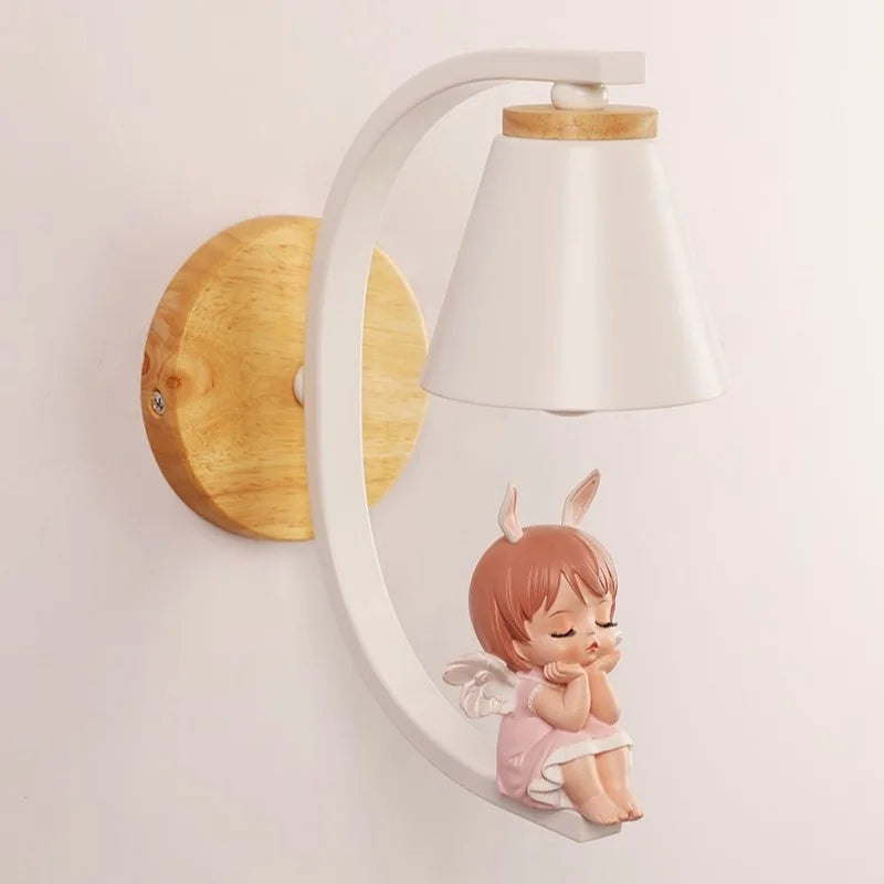 Schattig engellampje perfect voor slaapkamers van kinderen.