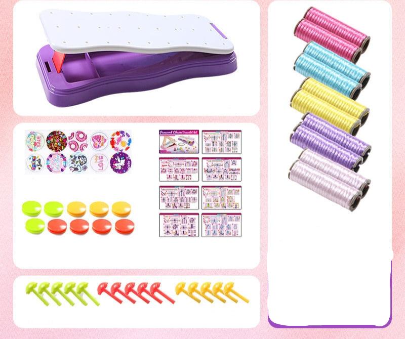 Knutselspeelgoed met diverse accessoires voor eindeloos plezier.