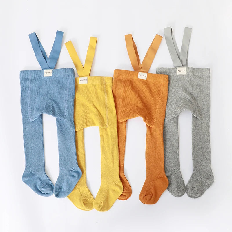 Mila comfortabele babykousenbroek, ideaal voor koude dagen en actieve baby’s.


