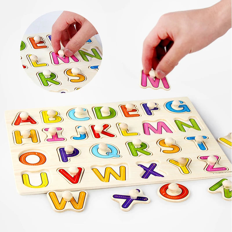 SmartLearn leerzame houten puzzels ontworpen om kinderen te helpen met letters, cijfers en dierenherkenning.
