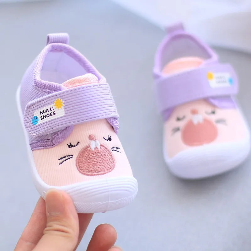 Sofie zachte en comfortabele babyschoenen, perfect voor actieve baby’s.

