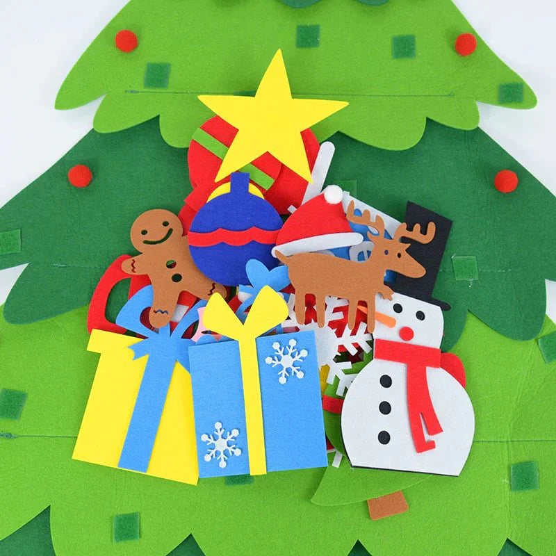 CreativeXmas felt kerstboom met afneembare accessoires, perfect voor creatief spel en decoratie.