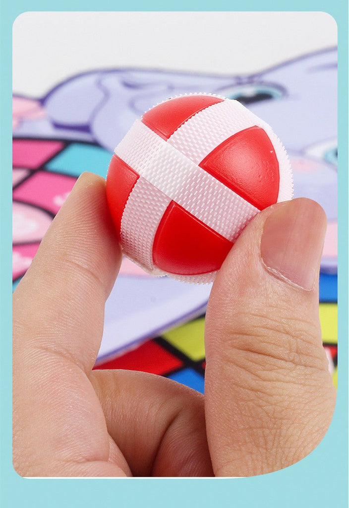 PlayTarget dartspel met kleurrijke dierfiguren, ideaal voor veilige spelletjes voor kinderen.
