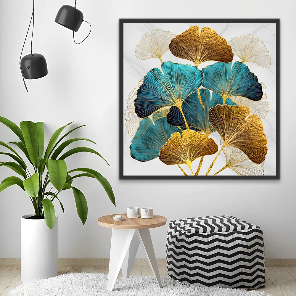 Artistieke canvasdecoratie met een elegante weergave van bladeren in gouden en blauwe tinten.