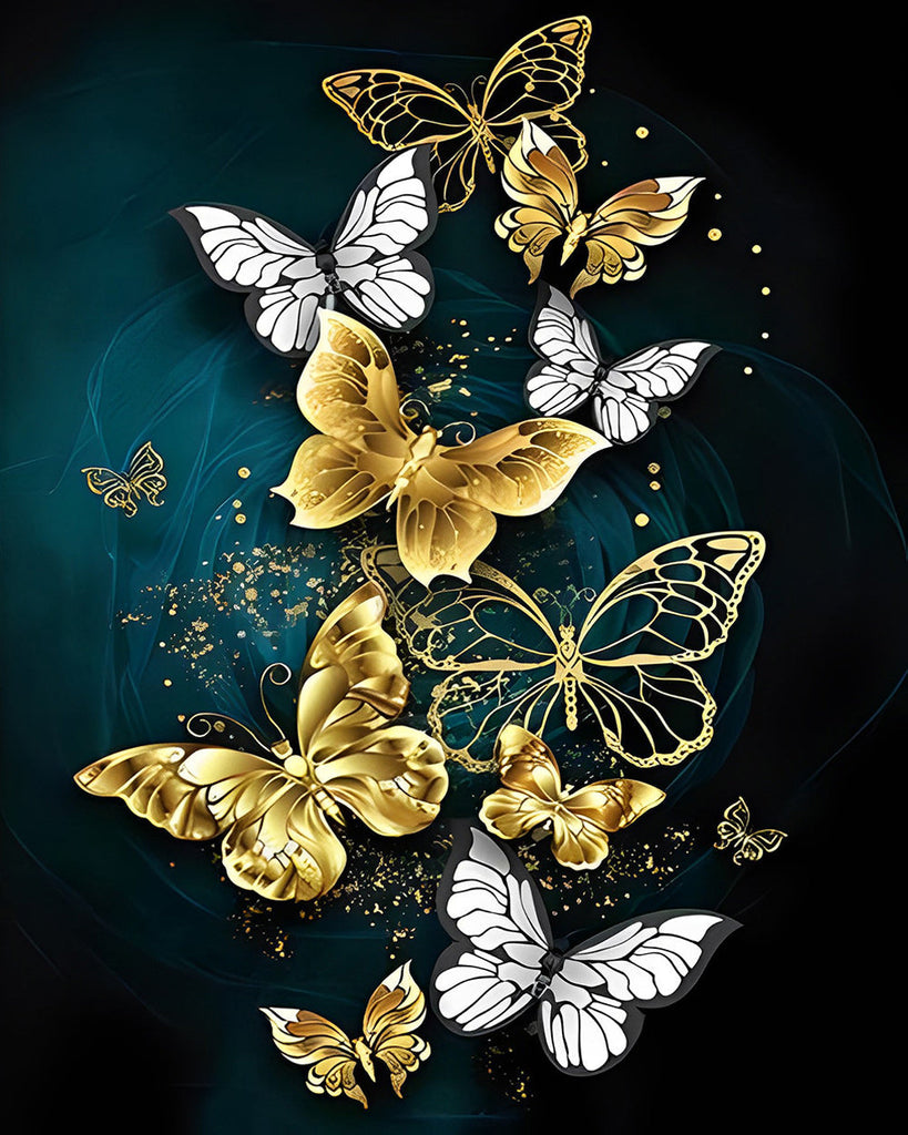Elegante wandkunst met gouden en witte vlinders op een luxe canvas.