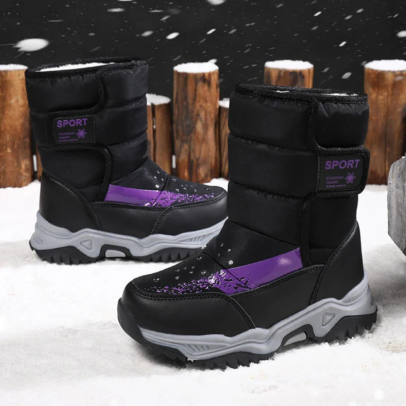 Max stijlvolle winterschoen voor kinderen, ontworpen voor maximale comfort en bescherming.

