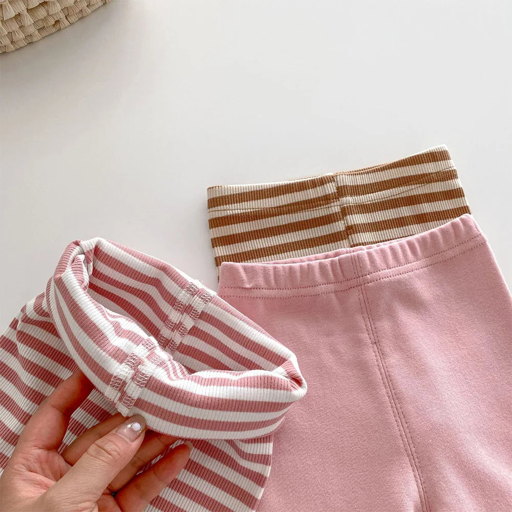 Modebewust met een gestreept patroon en elastische taille.