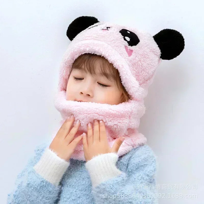 Muts en sjaal PandaWarm - Schattige winterset voor kinderen, een charmant en functioneel cadeau.