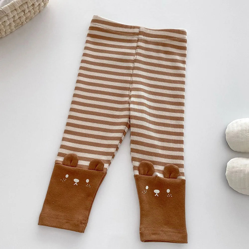 Gestreepte babybroeken voor een stijlvolle en comfortabele look.