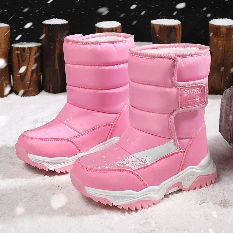 Max winterschoenen voor kinderen met een ademende en isolerende voering.
