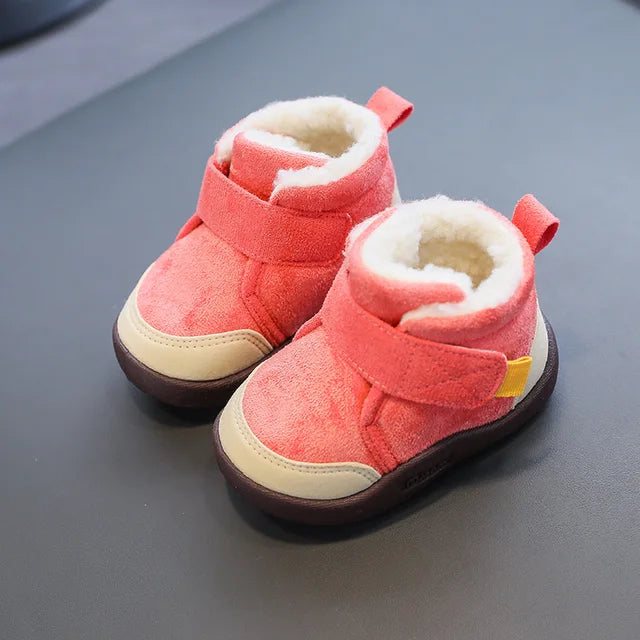 FrostMax praktische en beschermende winterlaars voor kinderen, voor langdurig comfort.
