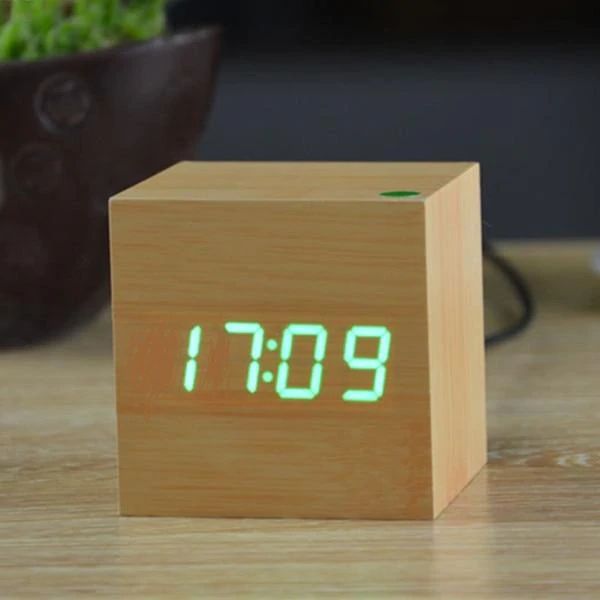 Weiß-Grün Cube Digital Tischuhr